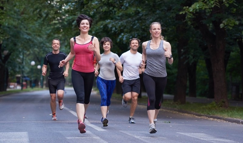 Group of women running